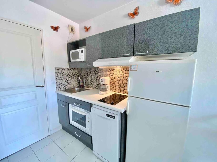 Aquarine Piscine Acces Plage Apartment Saint-Raphaël Екстериор снимка