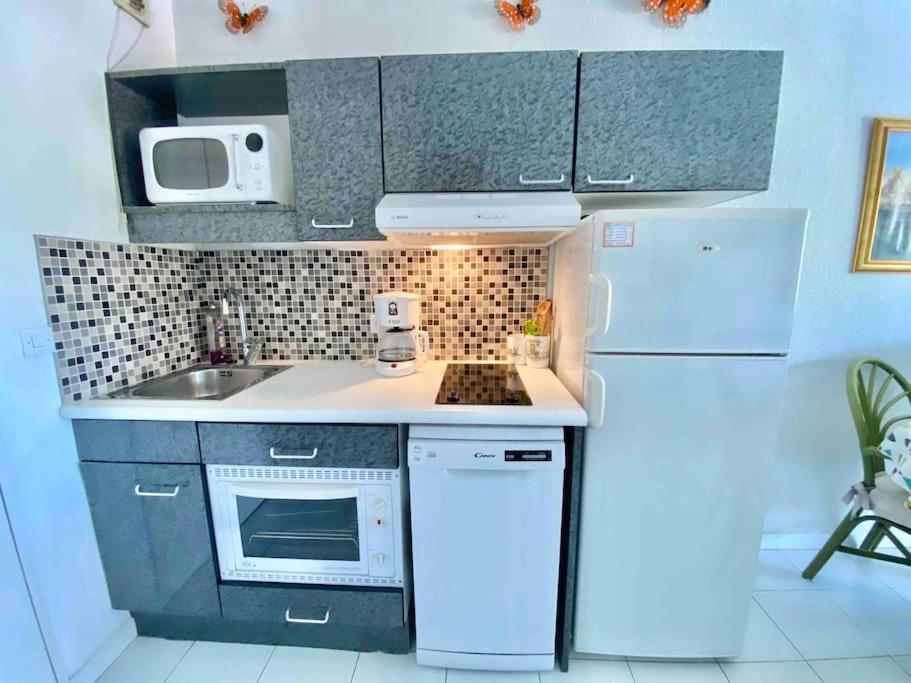 Aquarine Piscine Acces Plage Apartment Saint-Raphaël Екстериор снимка